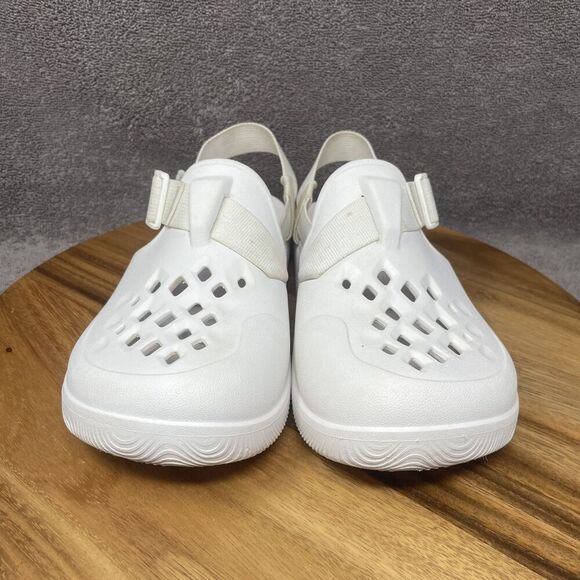 CHACO Chillos Women's Size 9 White Adjustable Strap Closed Toe Sandals Clogs - Picture 2 of 8